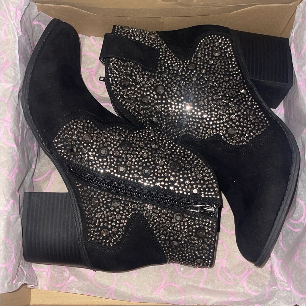 Women’s Sugar Rhinestone Boots Size 8.5